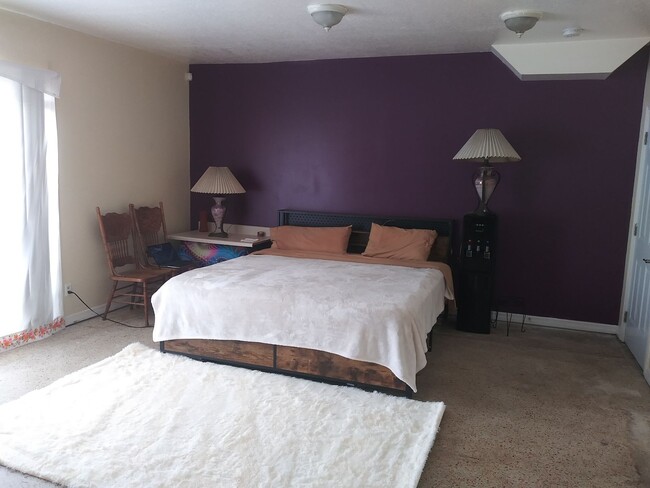 Building Photo - 6827 Rojo Ct