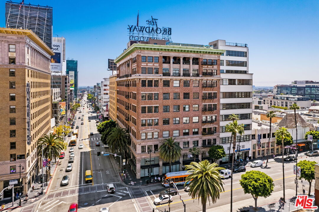 Foto principal - 1645 Vine St