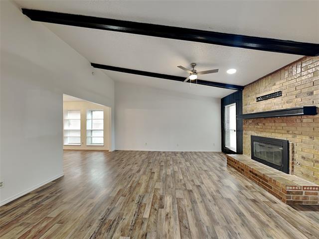 Foto del edificio - 5106 Woodmeadow Dr