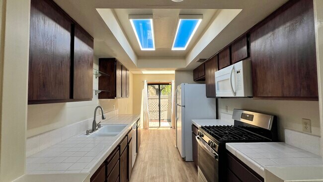 Foto del edificio - 10 Whitewater