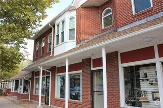 Building Photo - 939 State St