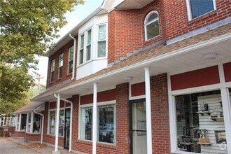 Building Photo - 939 State St