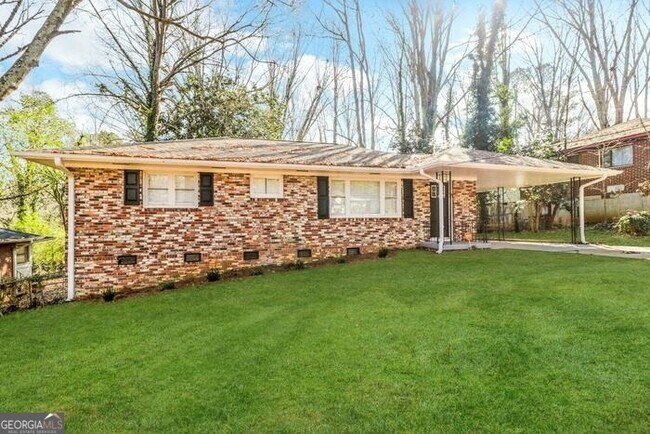 Foto del edificio - 2748 Bonnybrook Dr SW