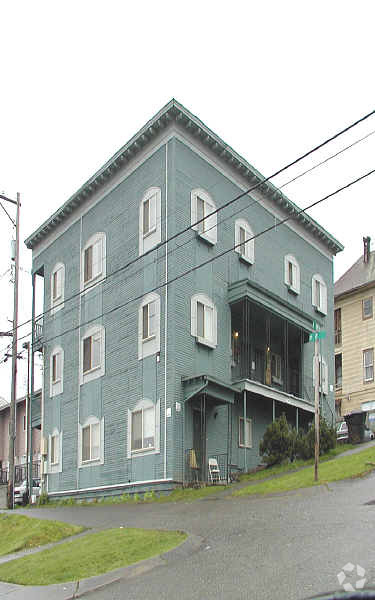 Building Photo - Ross Apartments