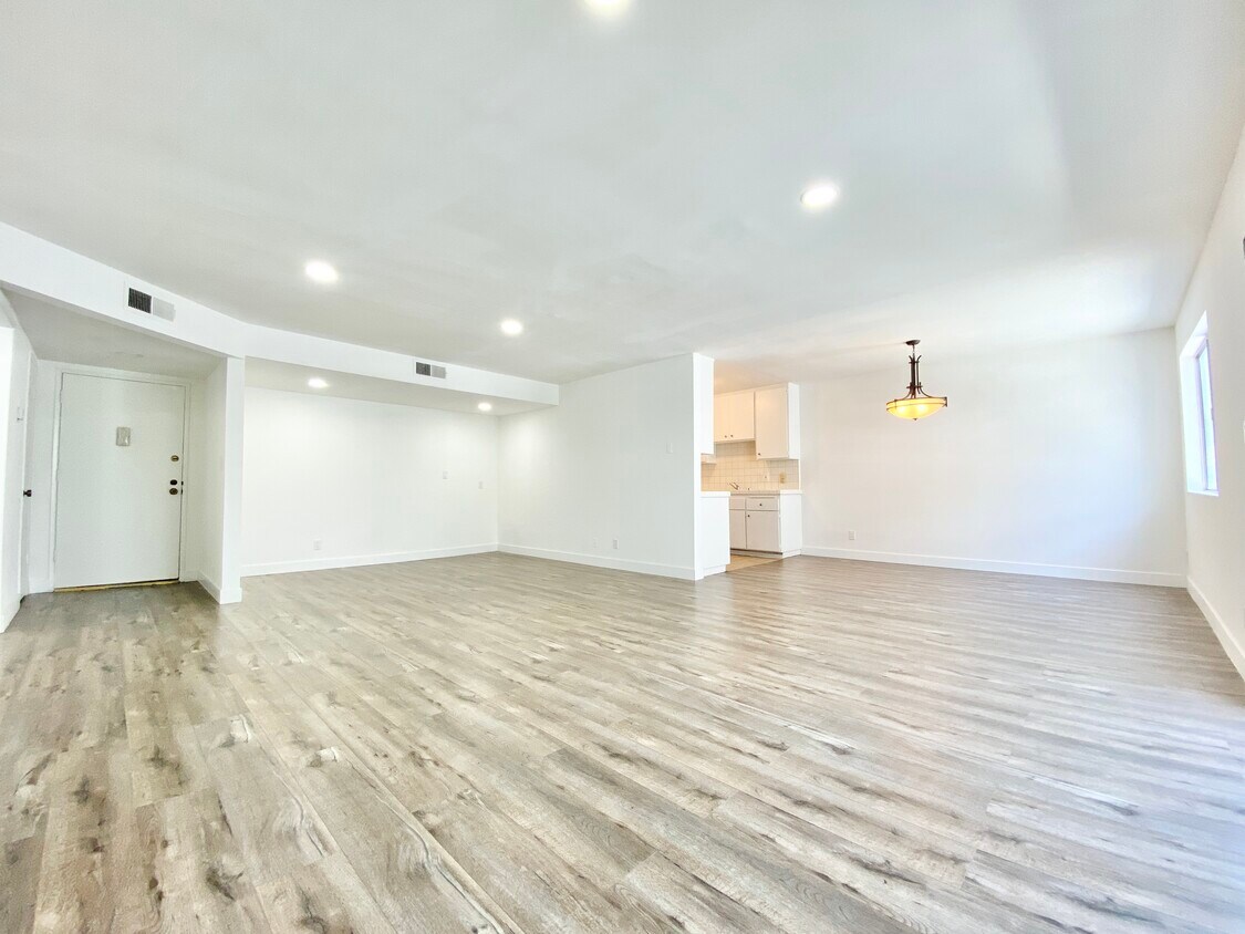 Foto principal - 121 Croft Ave