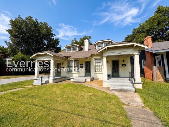 Foto del edificio - 801 Willow St