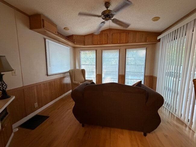 Building Photo - 12614 Orange Lk Dr