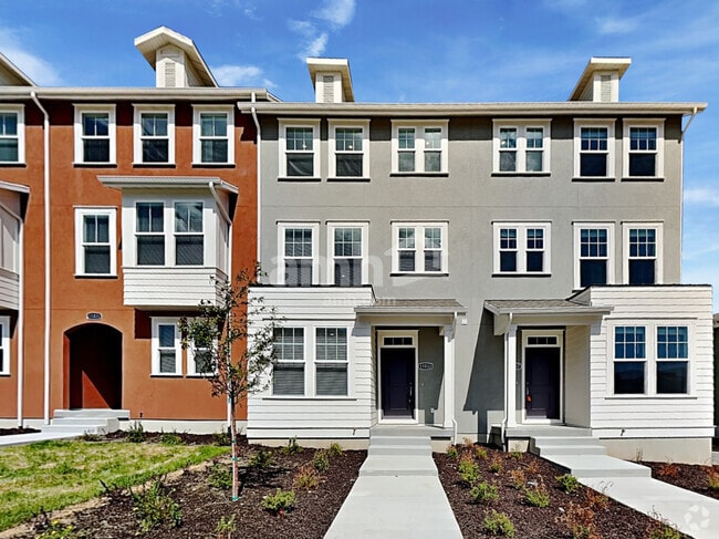 Building Photo - 11033 S Blue Bayou Dr