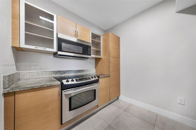 Foto del edificio - 2775 NE 187th St