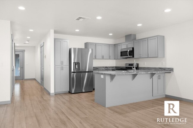 Building Photo - Gorgeous! Brand New 3 Bedroom Townhome in ...