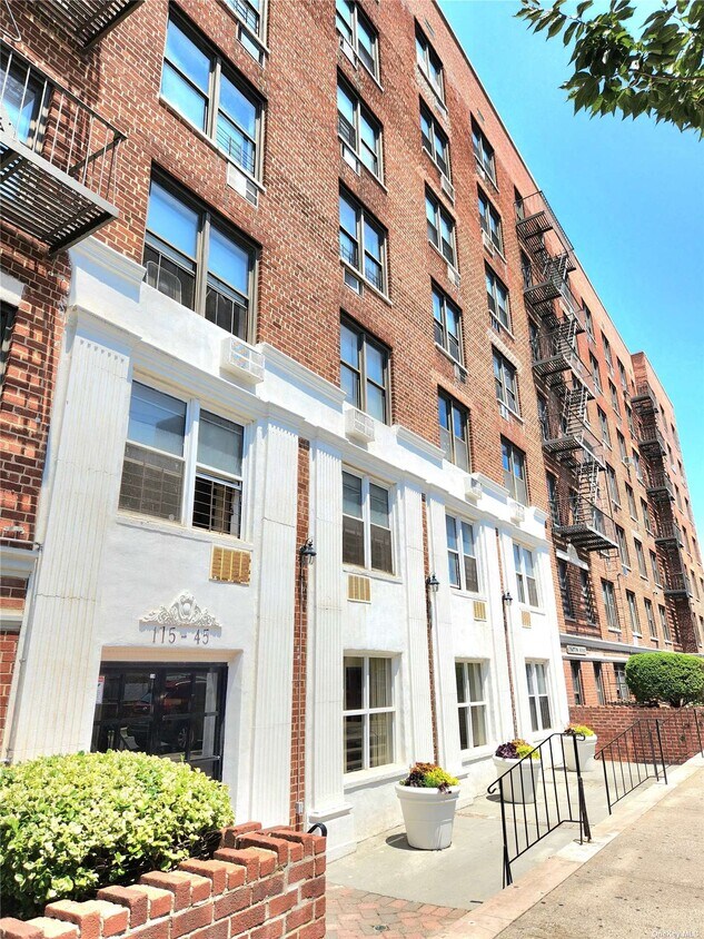 17545 88th Ave Unit 6C, Queens, NY 11432 Room for Rent in Queens, NY