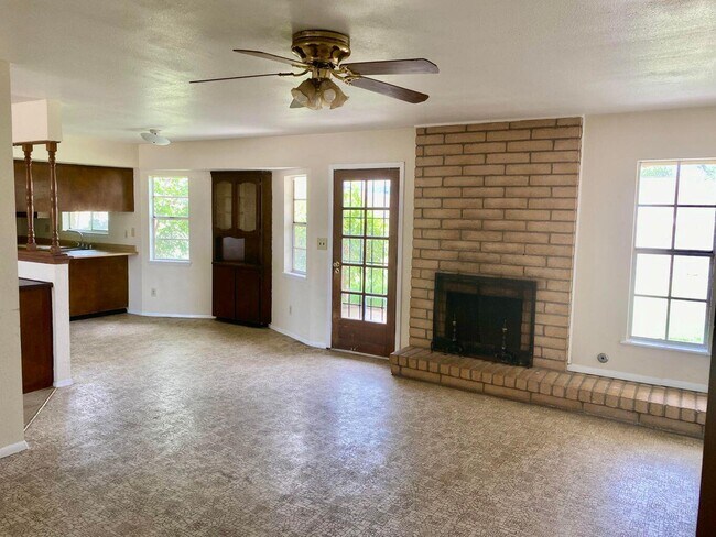 Building Photo - 4501 Capricorn Dr