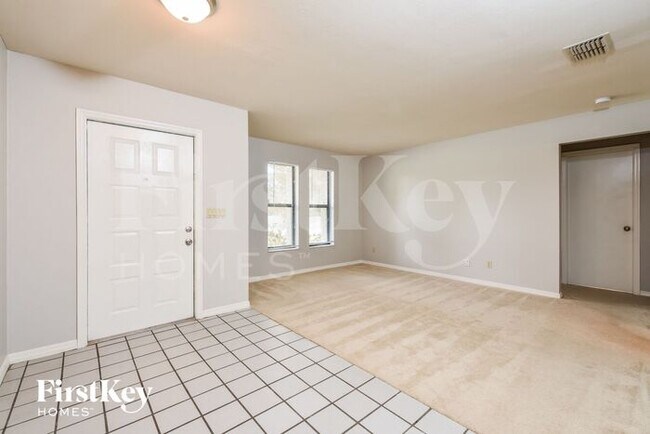 Building Photo - 1128 SW 11th Ct