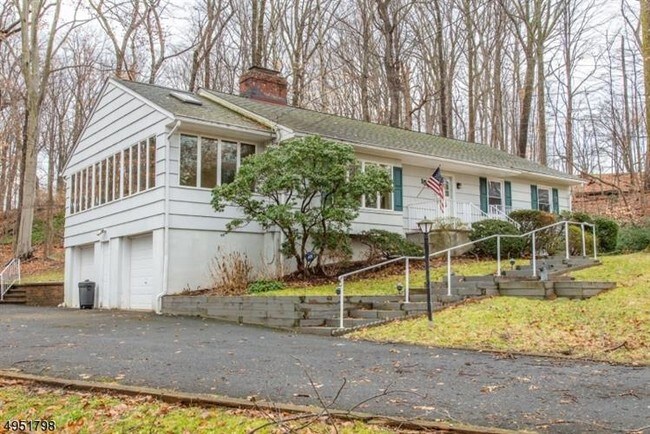 Building Photo - 156 Redgate Rd