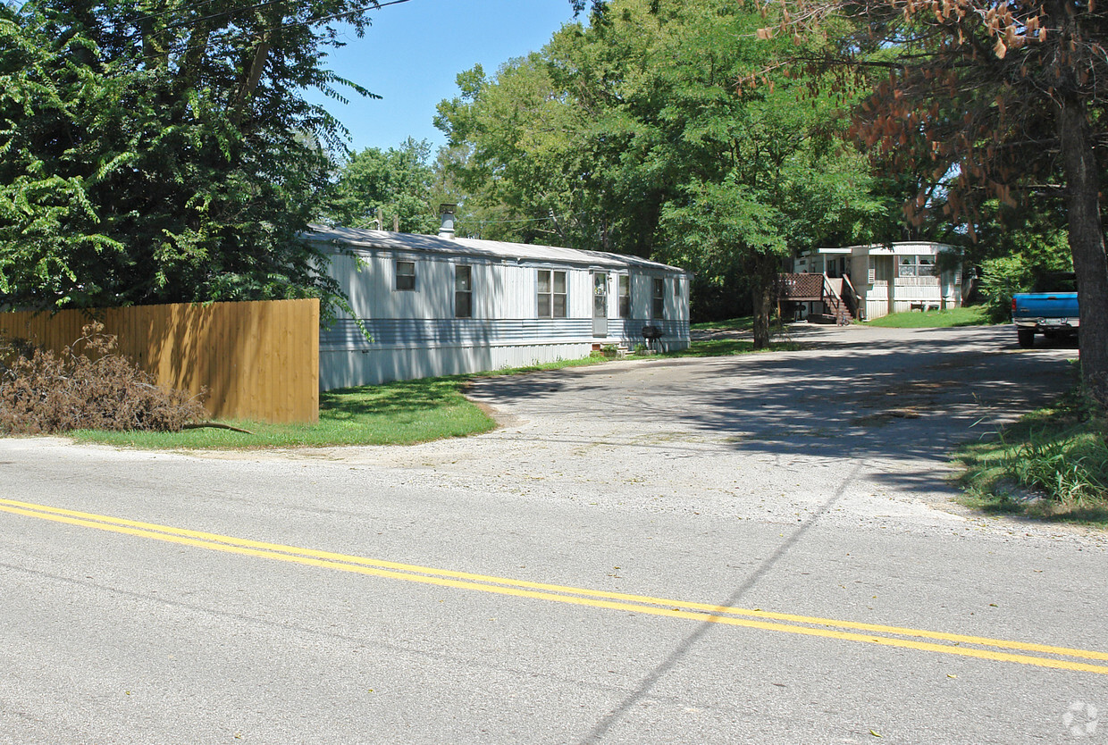 Building Photo - 550 Hamilton Ave
