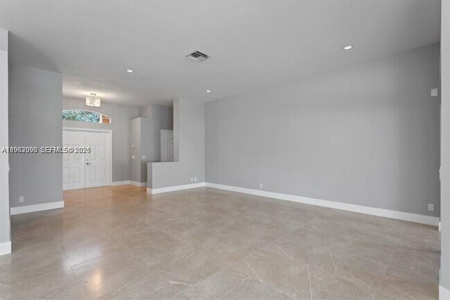 Building Photo - 1236 Meadows Blvd