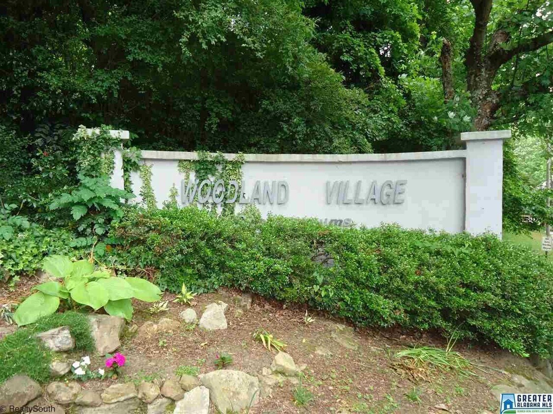 908 Woodland Village Unit 908, Birmingham, AL 35216 Condo for Rent in