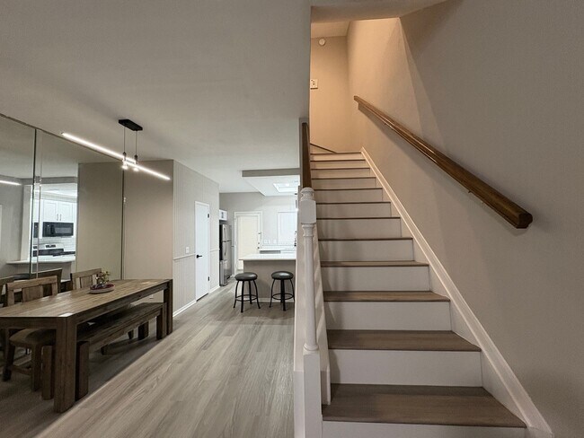 Foto del edificio - 2910 Grants Lake Blvd