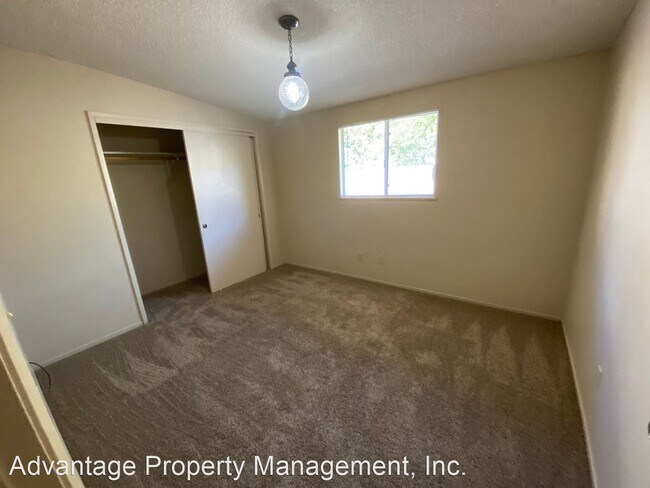 Foto del edificio - 2 br, 1 bath House - 1207 Lela Ln.