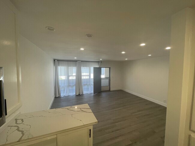 Foto del edificio - 442 S Oakhurst Dr