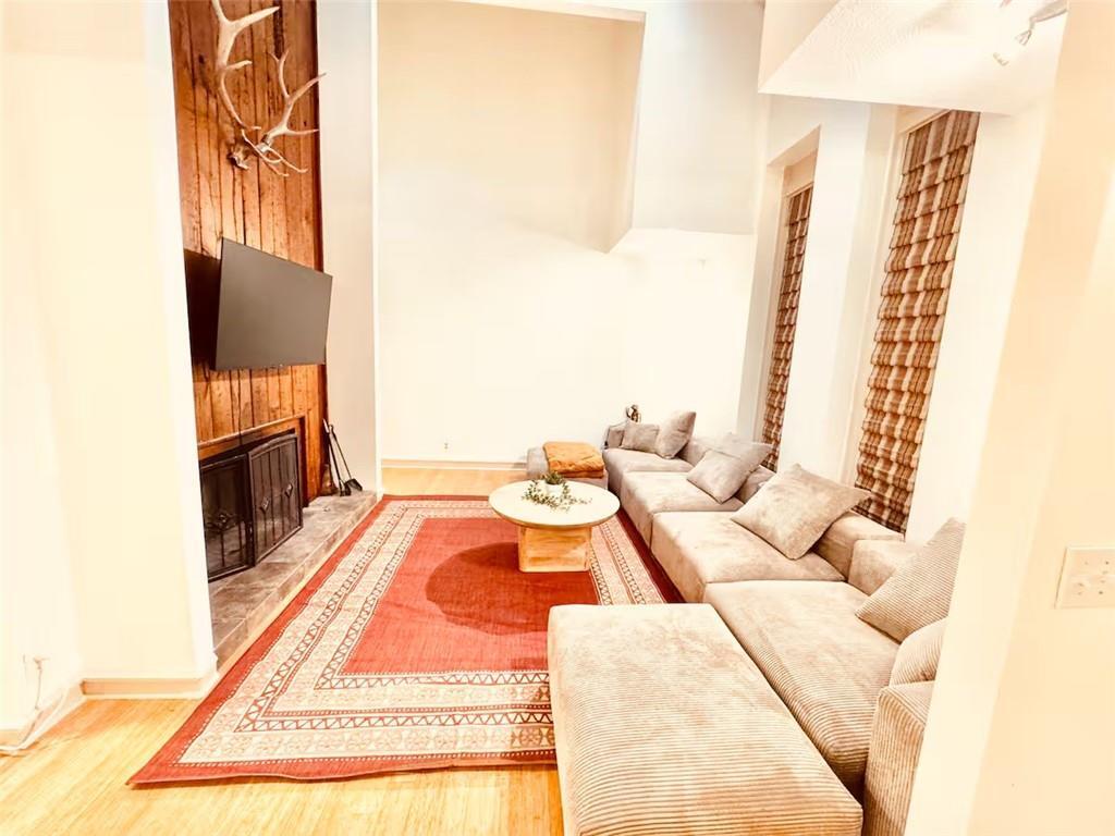 Foto principal - 175 River Ct Pkwy