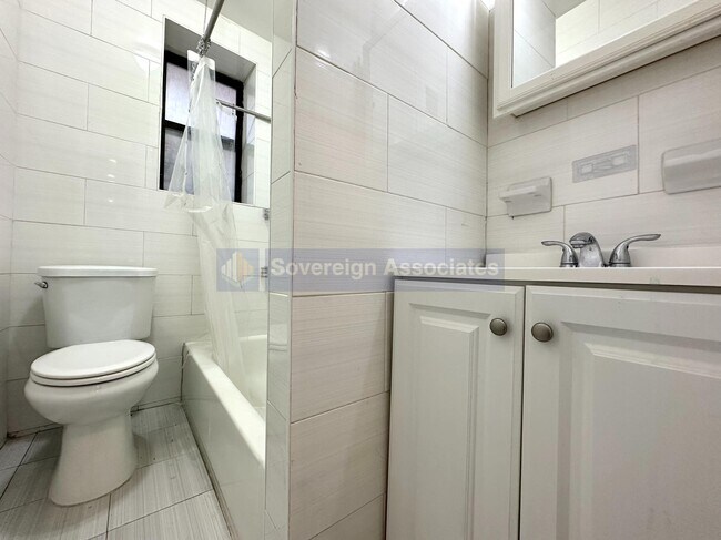 Foto del edificio - 518 West 204th Street