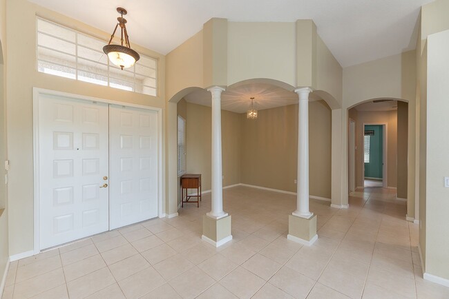 Foto del edificio - Spacious 4/3/3 in Hammock Creek Estates in...