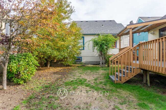 Building Photo - Charming First Hill Single Family House wi...