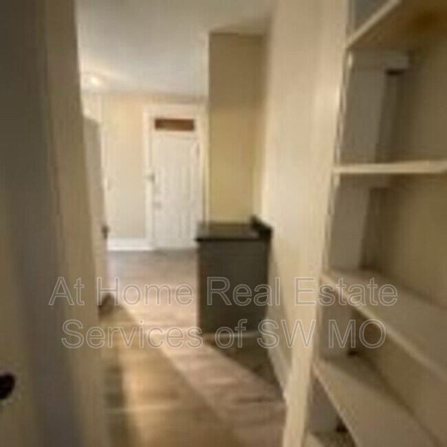 Foto del edificio - 640 S Grant Ave