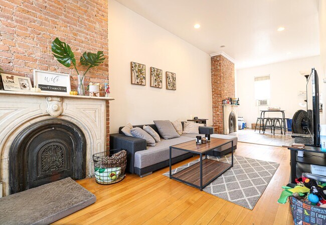 Foto del edificio - 415 7th St