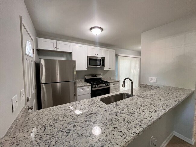 Building Photo - 4632 Captain Jack Cir