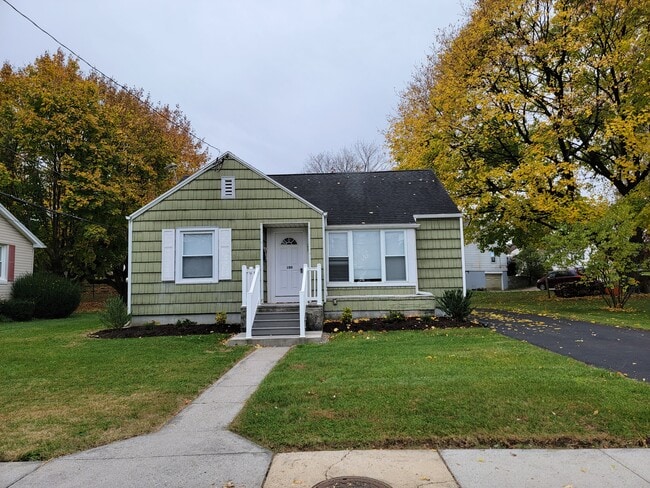 Foto del edificio - 100 E Elm St