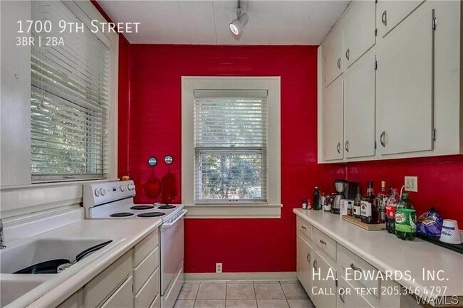 Photo - 1700 9th St House