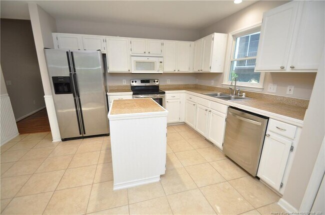 Foto del edificio - 2128 Leadenhall Way