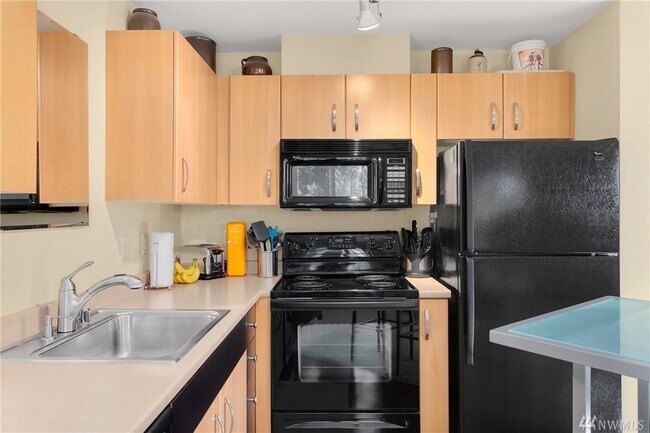 Foto del edificio - 4020 Aurora Ave N