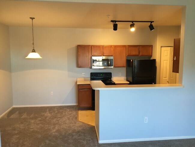 Foto del edificio - Beautiful Creekside at Parker Condominium!