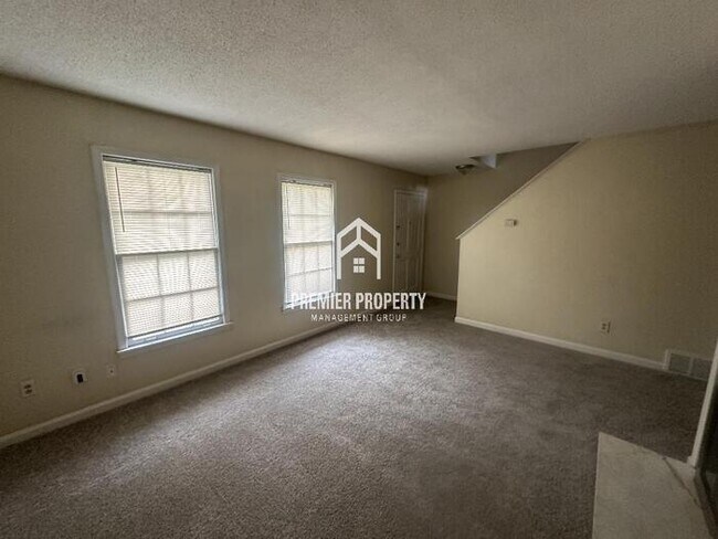 Foto del edificio - 3390 Spinners Cove