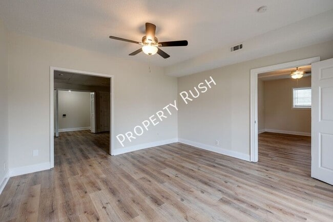 Building Photo - 56 Bell Rd