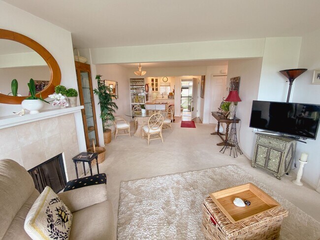 Foto del edificio - Luxury Polo Field View Condo – 2nd Floor U...