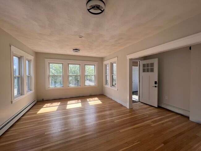 Living room - 45 Governor Winthrop Rd