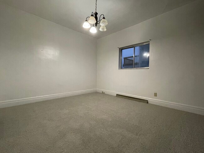 Foto del edificio - 310 Emerson St