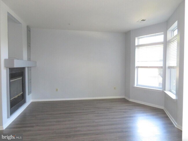 Foto del edificio - 113 Dresher Woods Dr