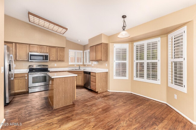 Foto del edificio - 15221 N 87th Dr