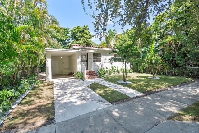Foto del edificio - 4725 NE Miami Ct