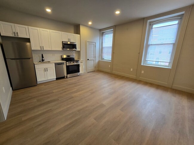 Building Photo - 2018 Spring Garden St