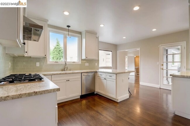 Kitchen - 2 Morrill Ct