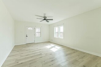 Building Photo - 5922 Fairdale Ln