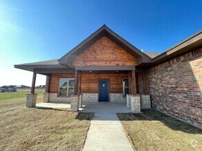 Building Photo - 4231 Mesa Dr
