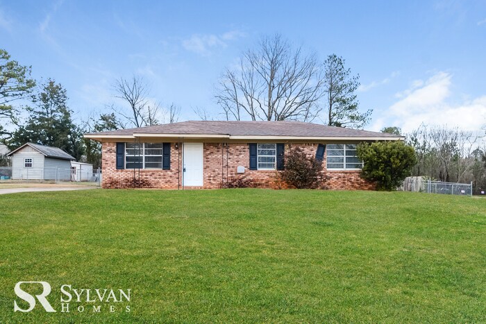 Primary Photo - Sweet 3BR 2BA brick ranch