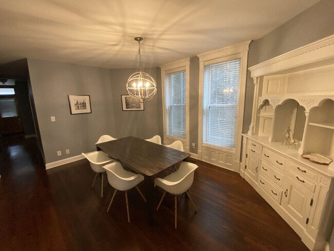 Building Photo - 2244 N Dayton St